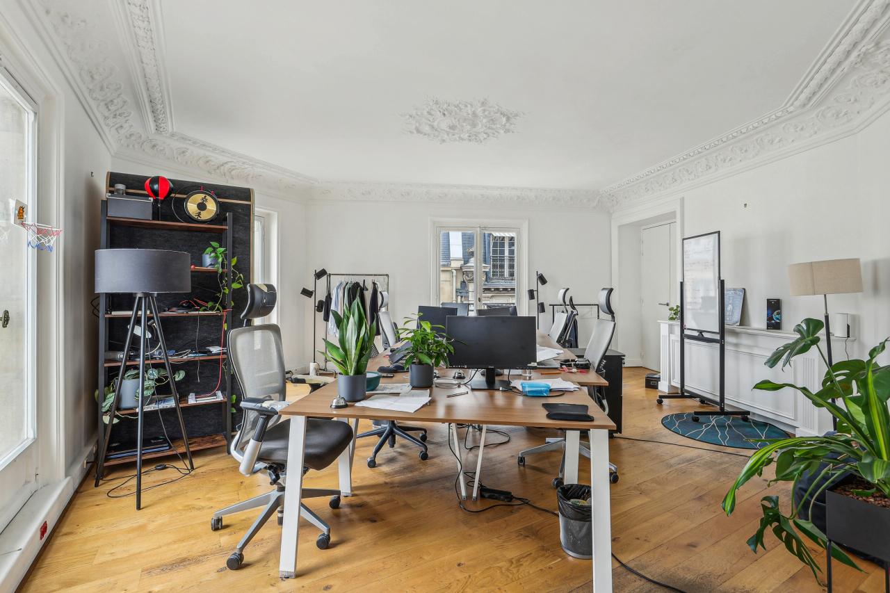 Bureau Paris 1209m² Location bureau Paris OLBUR2426923 9